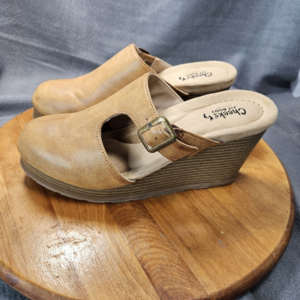 Tony Little Cheeks Clogs - Picture 4 of 10